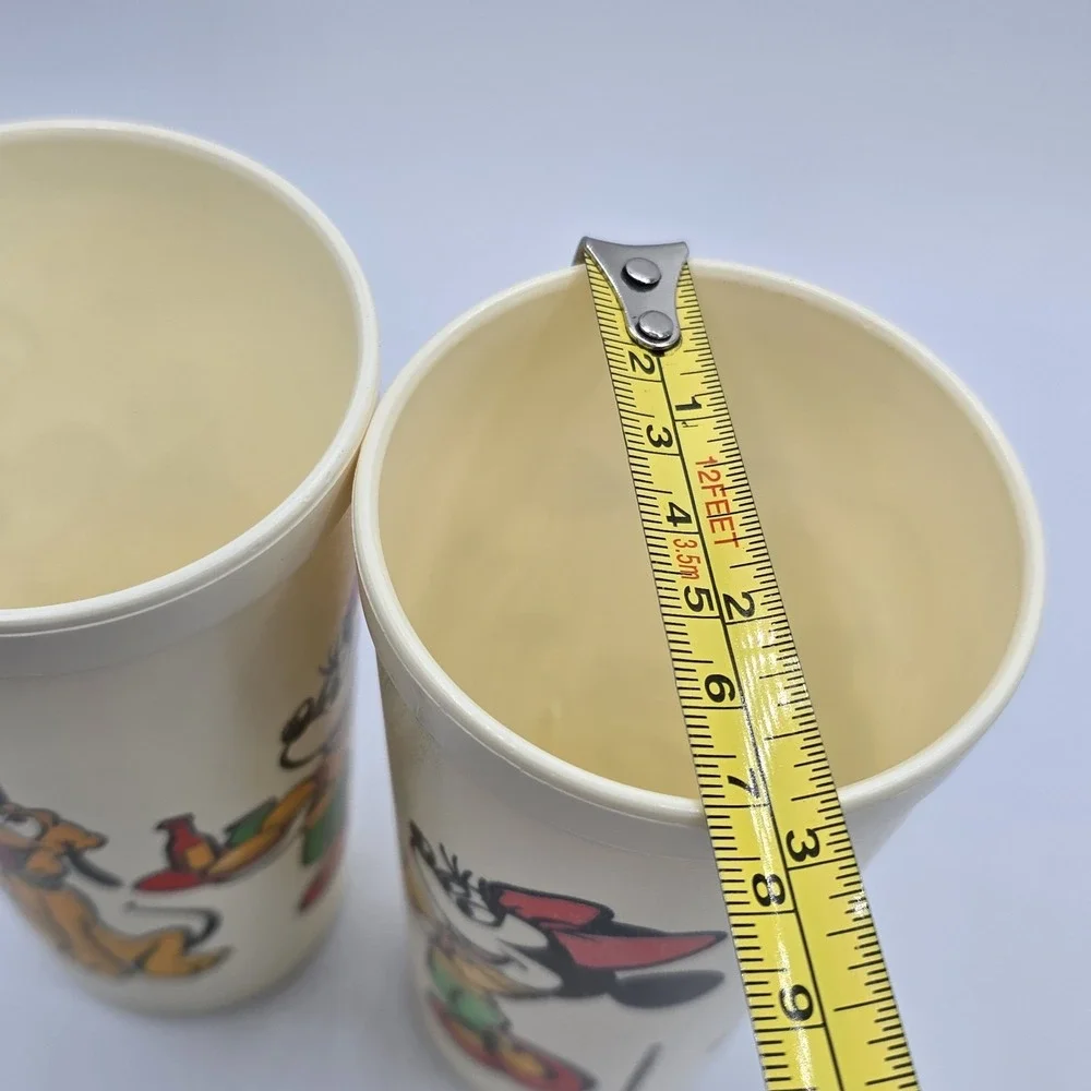 Lot of 2 Vintage Eagle Plastic Cups Walt Disney Mickey Mouse Donald Duck Pluto‎